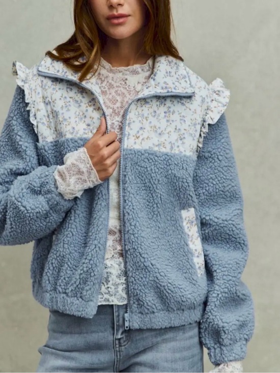 So Me Jackets & Blazers - {NWT} SO ME Faux Fur Sherpa Pull Jacket with Floral Contrast Small